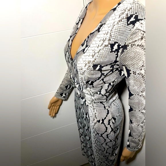 Roberto Cavalli Python Print Cocktail Dress Sz 42. True to Sz Medium. Like new - Picture 2 of 16